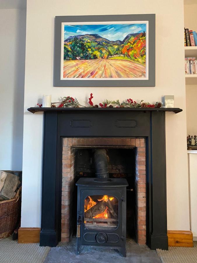 Spacious Cottage - Walk To Crieff Extérieur photo